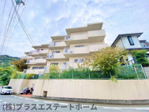 シャロン長田の画像