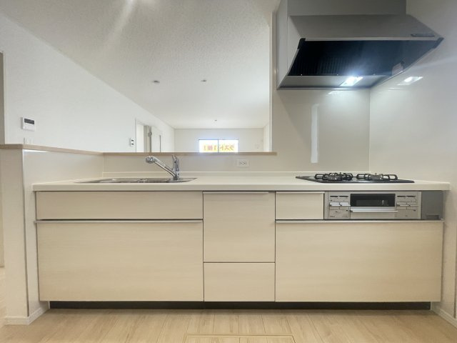 浦添市牧港　第3（全4棟）ラスト4号棟のキッチン|4号棟　使いやすいシステムキッチン♪