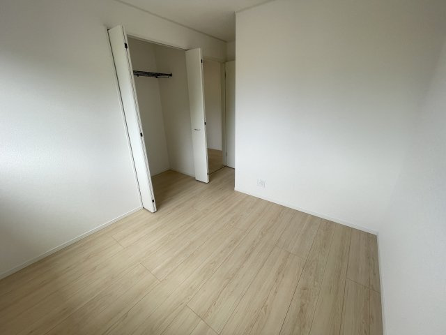 浦添市牧港　第3（全4棟）ラスト4号棟の洋室|4号棟　洋室5帖＋CL付き♪（2階4部屋）