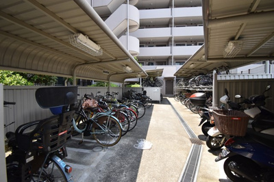 【駐輪場】 | エンゼルハイム千里山第二 | こちらのサイトに掲載されている全ての物件が、当社にてご紹介可能です！気になる物件がありましたら、弊社スタッフまでお気軽にお問合せ下さいませ。