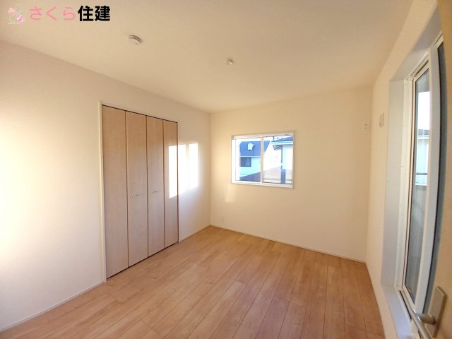 宇都宮市石井町　1号棟の洋室