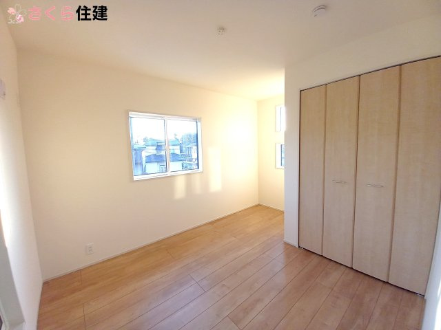 宇都宮市石井町　1号棟の洋室