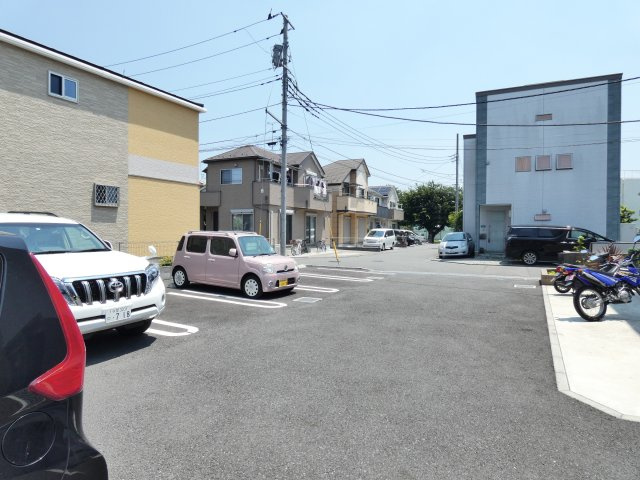 【駐車場】