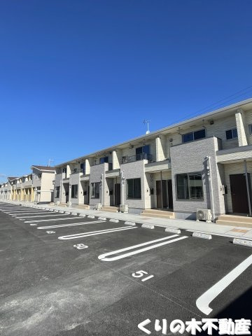 【駐車場】 | クラール東村　Ｃ | 車をお持ちの方に嬉しい駐車場付きの物件です