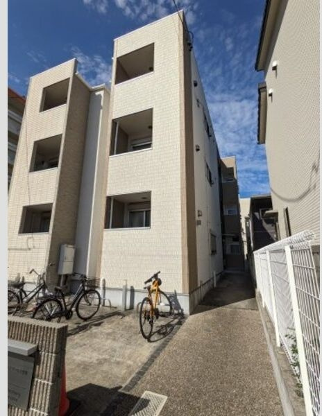 エトワール大曽根の外観