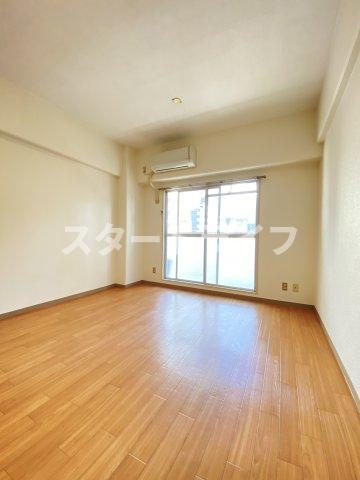 大阪市東淀川区東中島１丁目の賃貸マンションの収納