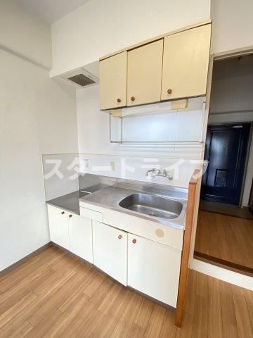 大阪市東淀川区東中島１丁目の賃貸マンションのキッチン