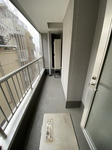 【バルコニー】