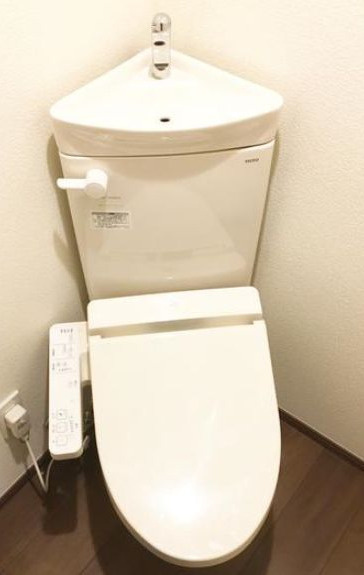 アーバンプレイス新宿戸山Aのトイレ|温水洗浄機能付トイレ☆（同一仕様写真）