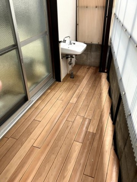 住吉南町テラスハウスのバルコニー