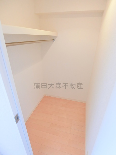 クリオ蒲田Ⅱの収納|大型収納　ウォークインクローゼット！