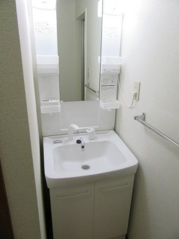 メゾンフルールＡの洗面所