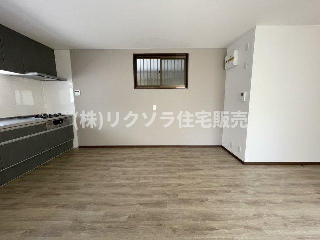 寺方錦通3丁目　中古一戸建てのダイニング|LDK13.0帖
■物件内覧・資金計画相談・住宅ローン相談、リフォーム相談、お問合せ受付中■
※当日・翌日のご内覧、ご相談はお電話でのお問合せがスムーズです！