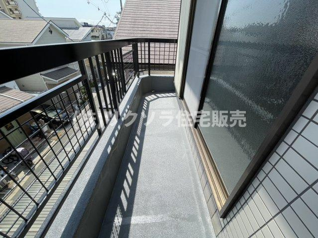寺方錦通3丁目　中古一戸建てのバルコニー|■物件内覧・資金計画相談・住宅ローン相談、リフォーム相談、お問合せ受付中■
※当日・翌日のご内覧、ご相談はお電話でのお問合せがスムーズです！