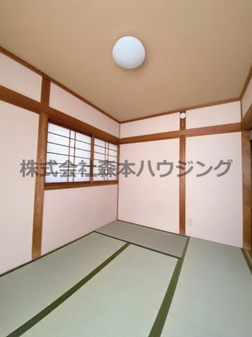 【和室】 | 　寝屋川市錦町7テラスハウス | ゆったりとくつろげる和室です
2階