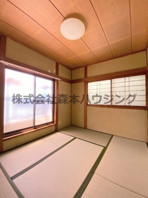 【和室】 | 　寝屋川市錦町7テラスハウス | 落ち着いた雰囲気の和室付きです
3階