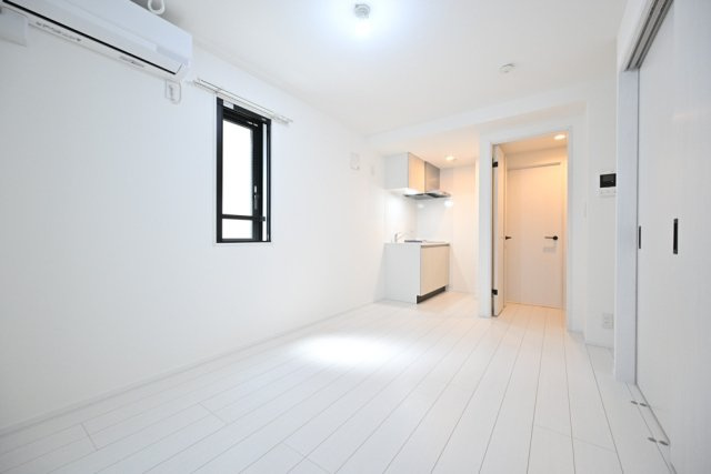Ｔｈｅ　Ｒｅｓｉｄｅｎｃｅ　Ｎｉｈｏｎｂａｓｈｉの居間・リビング|ゆったりとした居間です