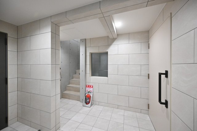 Ｔｈｅ　Ｒｅｓｉｄｅｎｃｅ　Ｎｉｈｏｎｂａｓｈｉのエントランス|建物の内部です
