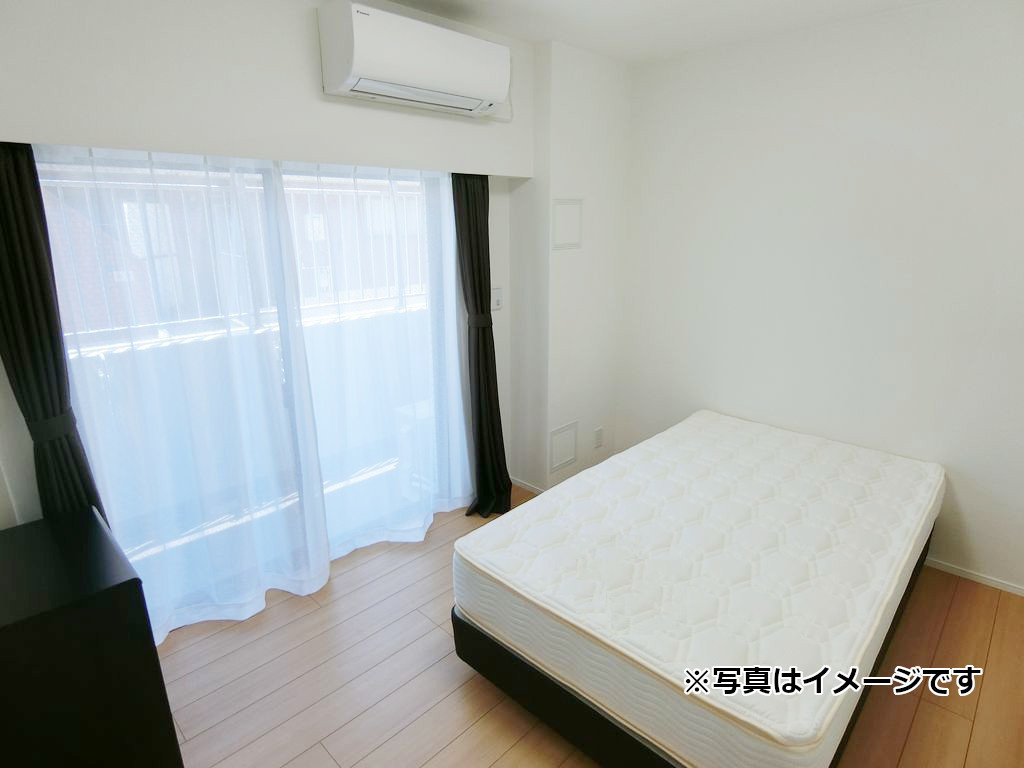 ミライズ横濱桜木町レジデンスの内装|明るい色調の室内です