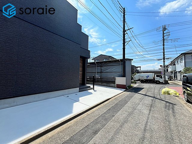 川越市寺尾第4期全1棟　新築戸建の前面道路含む現地写真|2026.8.24撮影