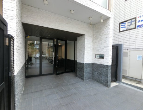 Ｎーｓｔａｇｅ行徳のエントランス