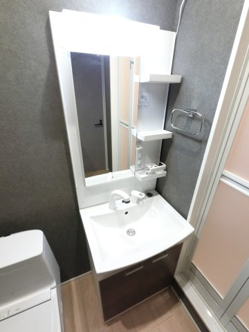 VAU house青葉の森の独立洗面台