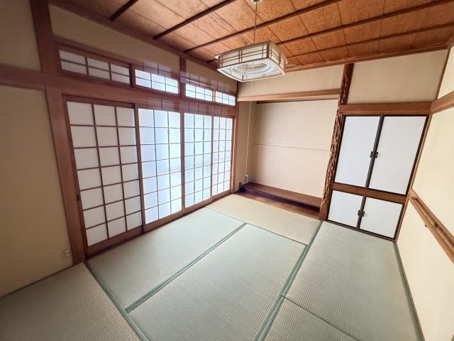 舞子坂1丁目戸建の和室