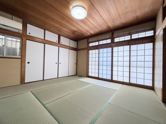 舞子坂1丁目戸建の寝室
