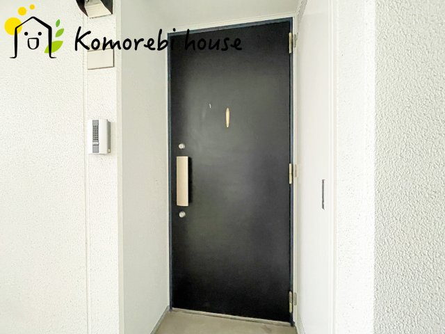 ティアラレジデンスの玄関|26.5.1撮影済み