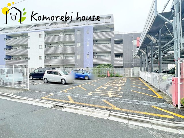 ティアラレジデンスの駐車場|26.5.1撮影済み