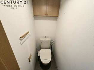 ゆったり落ち着けるトイレです