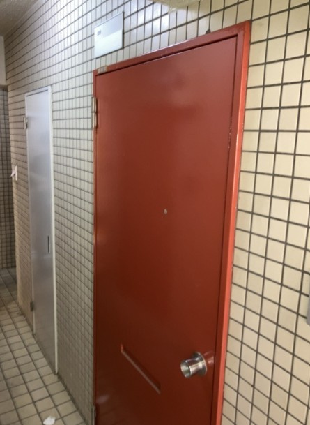 代官山テラスの玄関