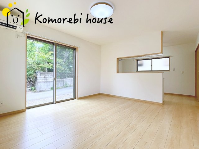 上尾市大字領家　中古戸建の居間・リビング|使いやすい居間です