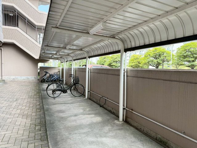 【駐輪場】の画像