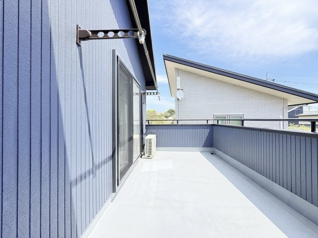 【二世帯住宅】高萩市大字下手綱中古住宅のバルコニー