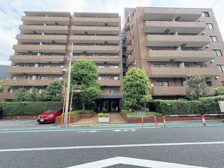 新神楽坂ハウスの外観|オートロック付き新耐震基準マンション、新神楽坂ハウスは即日現地案内可能となっておりますので、お気軽にお問い合わせください！