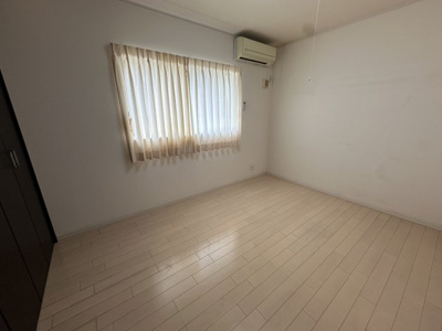 【洋室】 | 宇佐崎北貸戸建
