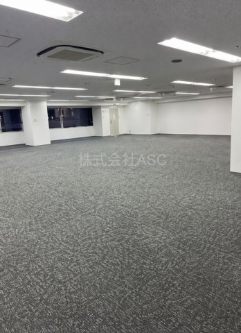 フェニックス内本町ビルの洋室