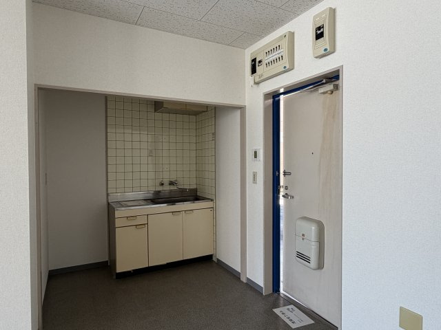メゾンサワダの内装