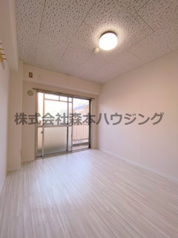 【洋室】 | 　GM藤田町EAST | 使い勝手のいい洋室です