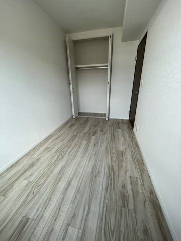 芦屋伊勢町ハウスの洋室|約4.9帖洋室