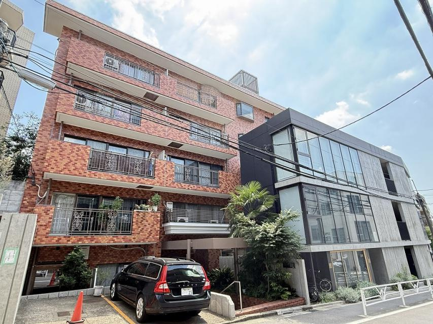 ヴァンヴェール渋谷の外観|ヴァンヴェール渋谷５階部分のお部屋は通常仲介手数料４１９万６７０円→０円！さらにキャッシュバック３４万円にて即日現地案内可能です！