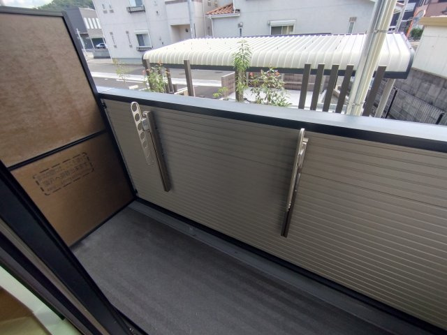 ヒカルサ和歌山鳴神Ⅱのバルコニー