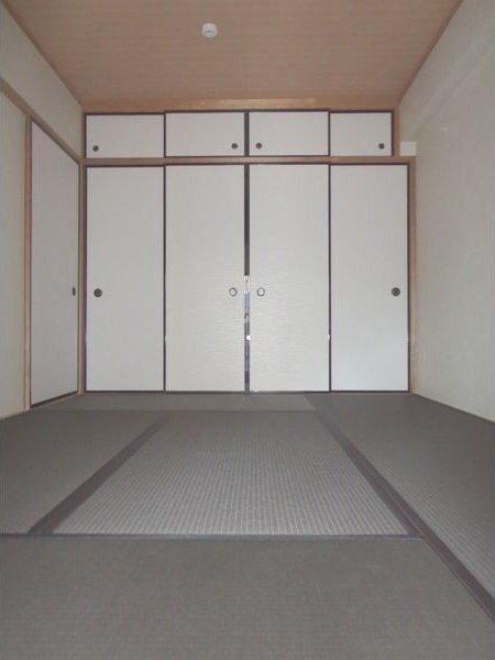 エクレール87の和室