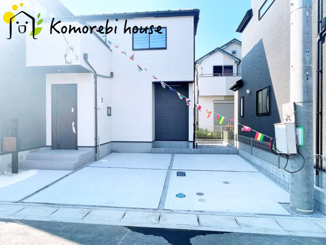 上尾市上　30期　新築一戸建て　グラファーレ　02の駐車場|カースペースがあります
