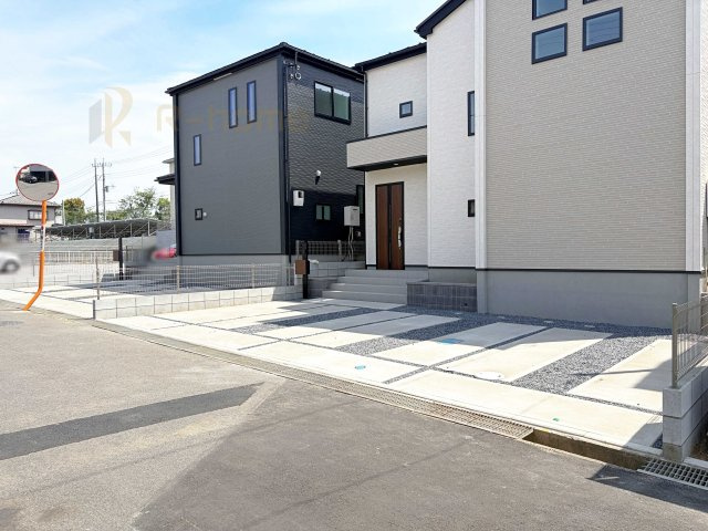 取手市本郷6期　新築戸建て　2号棟の駐車場|カースペースは2台お停めいただけます♪