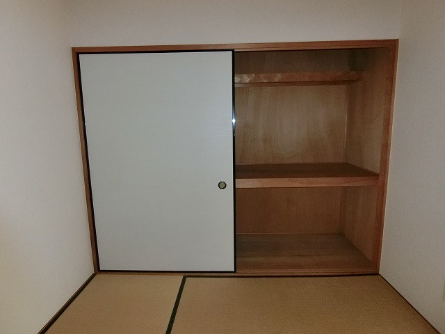 サクシード甲子園の収納
