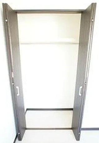 横浜市旭区本村町のアパートの収納