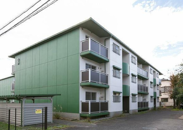 テレパレス柏てるて北街区３号棟のエントランス|ゆとりのあるエントランスです