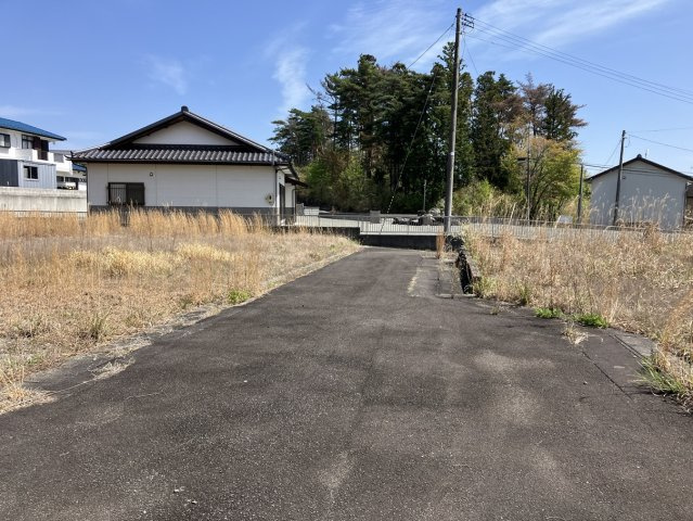 富岡町小浜 売土地の前面道路含む現地写真